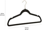 Amazon Basics Slim Velvet Non-Slip Space Saving Suit Clothes Hangers for Closet Organization, Black/Rose Gold, 50-Pack - Image 4