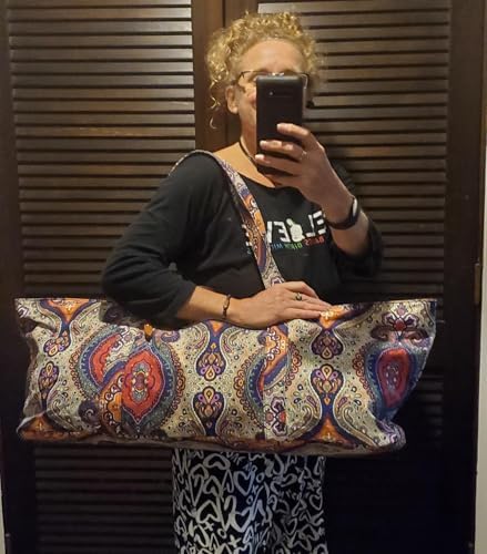 Large Yoga Mat Bag for Women & Men, Full-Zip Gym Bag with Yoga Mat Holder - Image 2