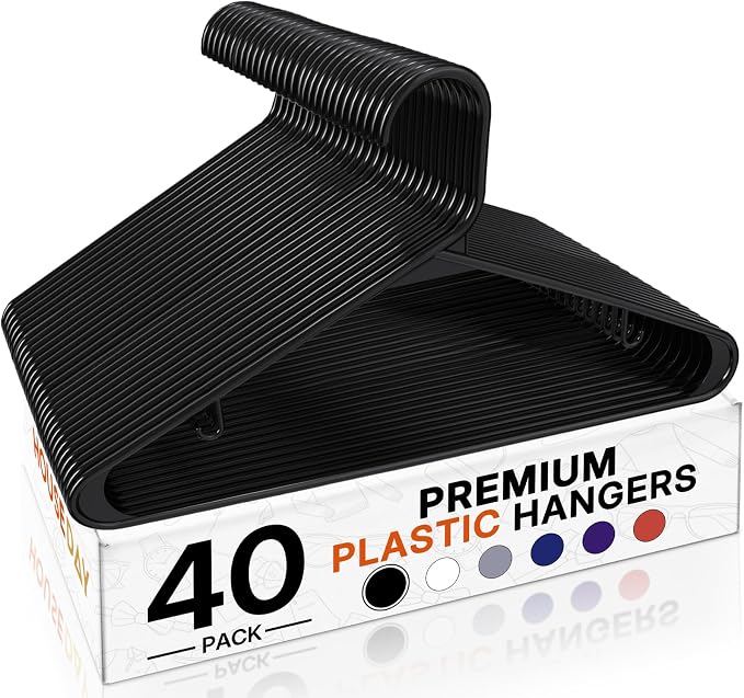 HOUSE DAY Black Plastic Hangers 40 Pack, Slim Space-Saving Clothes Hangers by HOUSEDAY