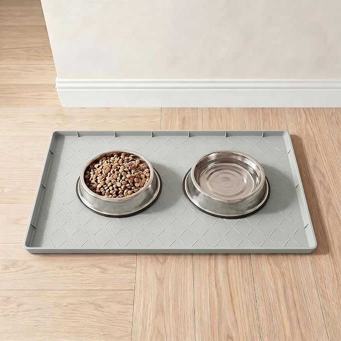MateeyLife Silicone Waterproof Mat for Dog & Cat Food Mat 19"X12" by MateeyLife
